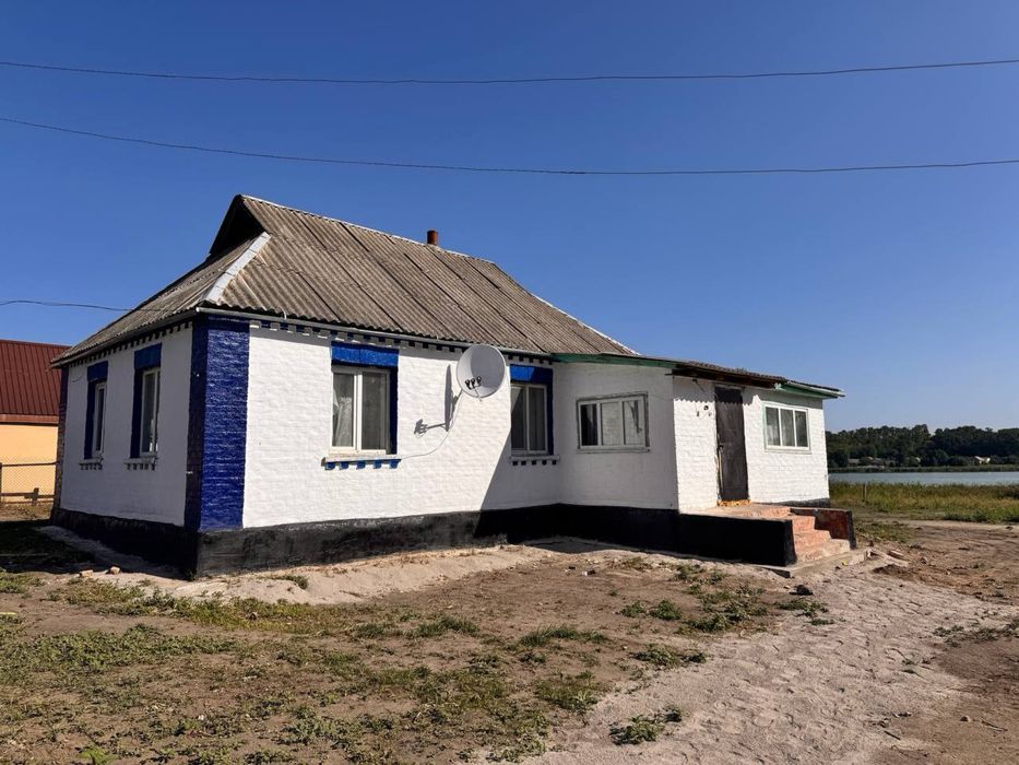 Продаж будинку на півострові в с. Єрчики, 69 м², ділянка 25 соток, з власним прямим виходом до річки «Унава»