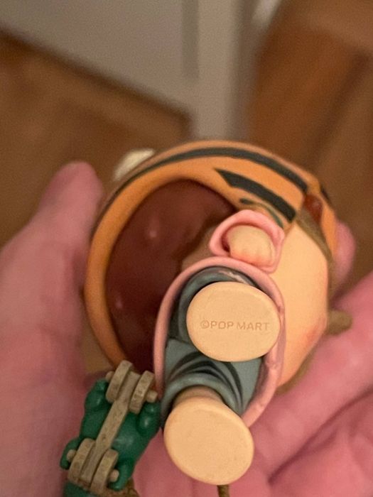 Hirono Daydreaming Echo (один з упаковкою, інший ні)