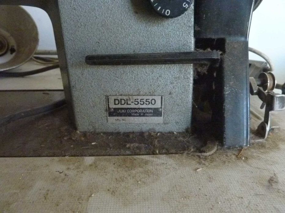 Maszyna do szycia przemysłowa Juki DDL-5550