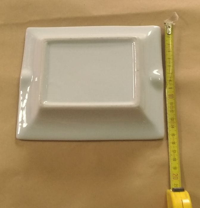 Cinzeiro em Porcelana