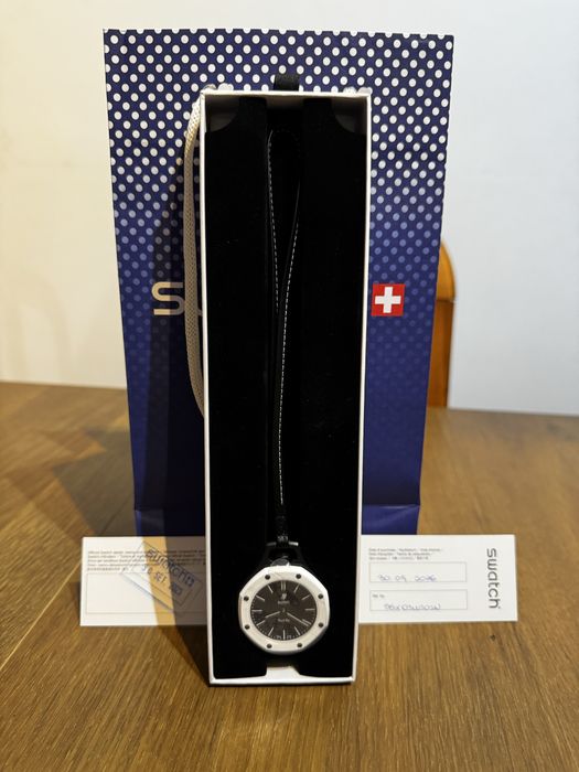 Relógio OCHO NEGRO – Audemars Piguet x Swatch (Coleção Royal Pop)
