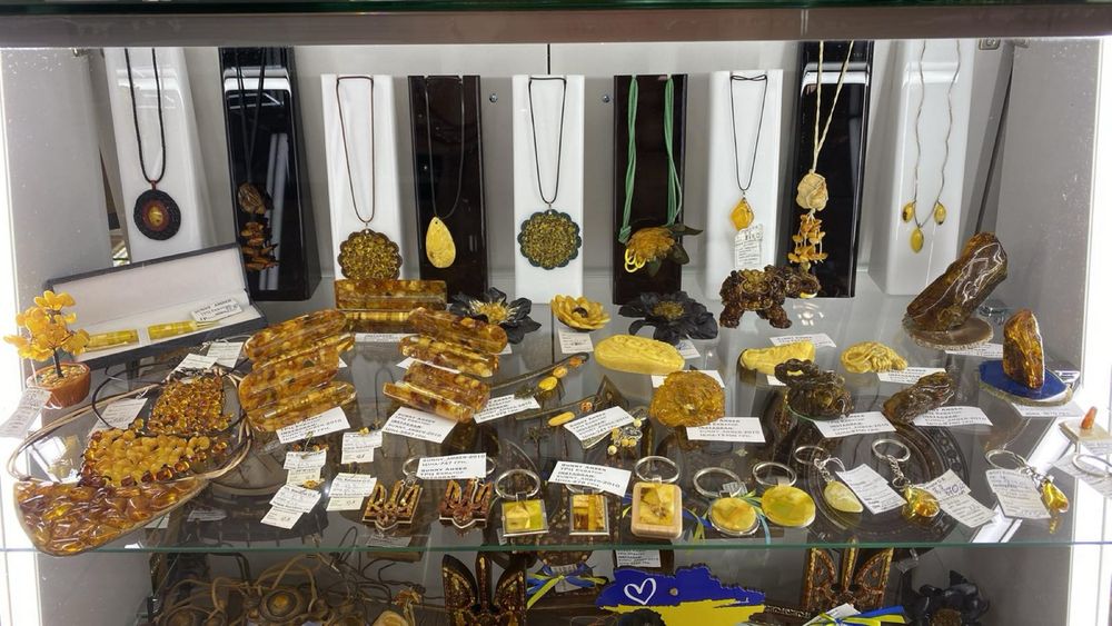 Вироби з бурштину