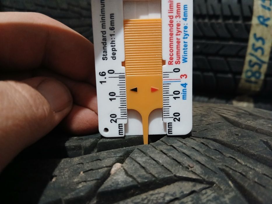 Продам гуму  р 15  195/65 з дисками фольксваген каді шкода а5