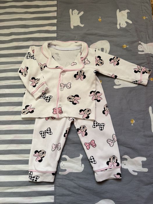 Піжама з міккі маус