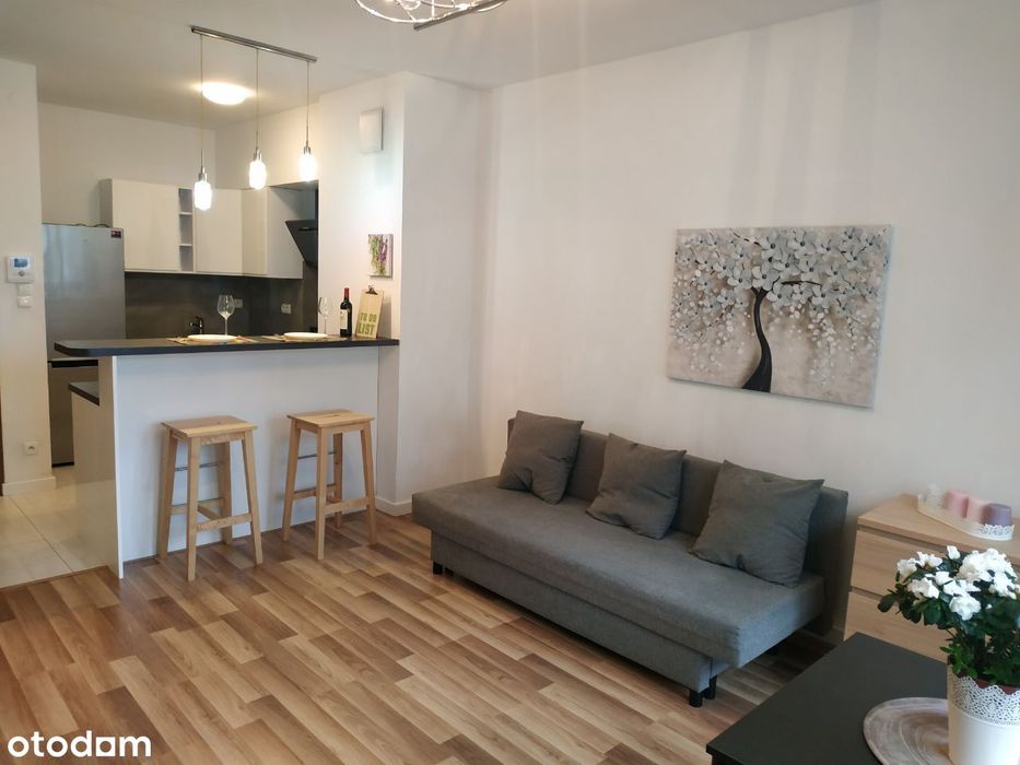 Stylowy apartament , garaż ,metro Daszyńskiego