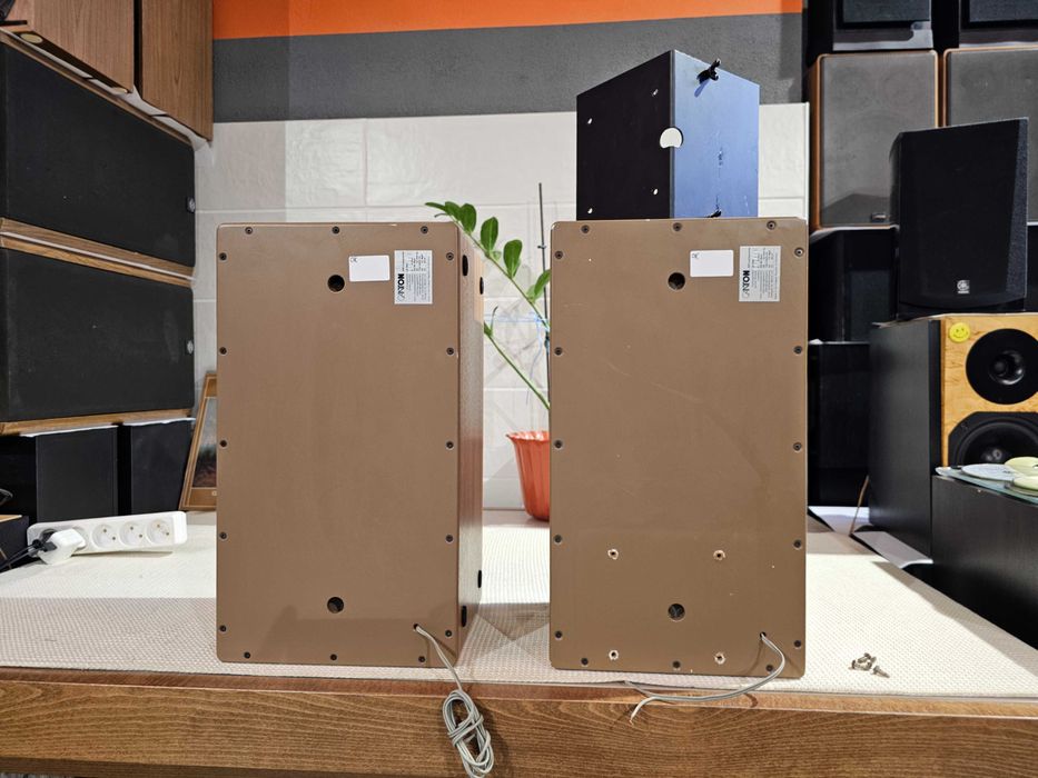 Акустика Canton LE-500