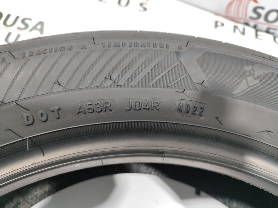 2 pneus semi novos 215-55R17 Good Year - Oferta dos Portes