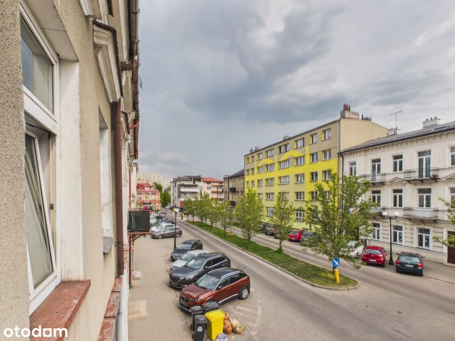72 m2 potencjału u zbiegu głównych ulic. Okazja