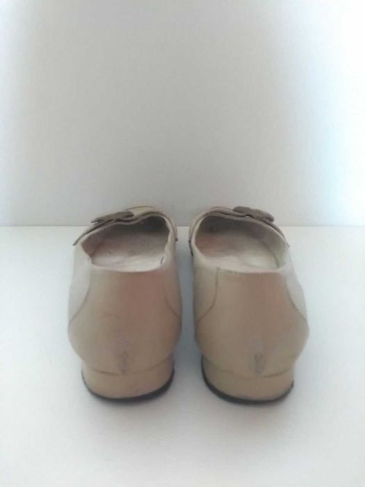 GEOX Бежеві Шкіряні Жіночі Мокасини / Туфлі