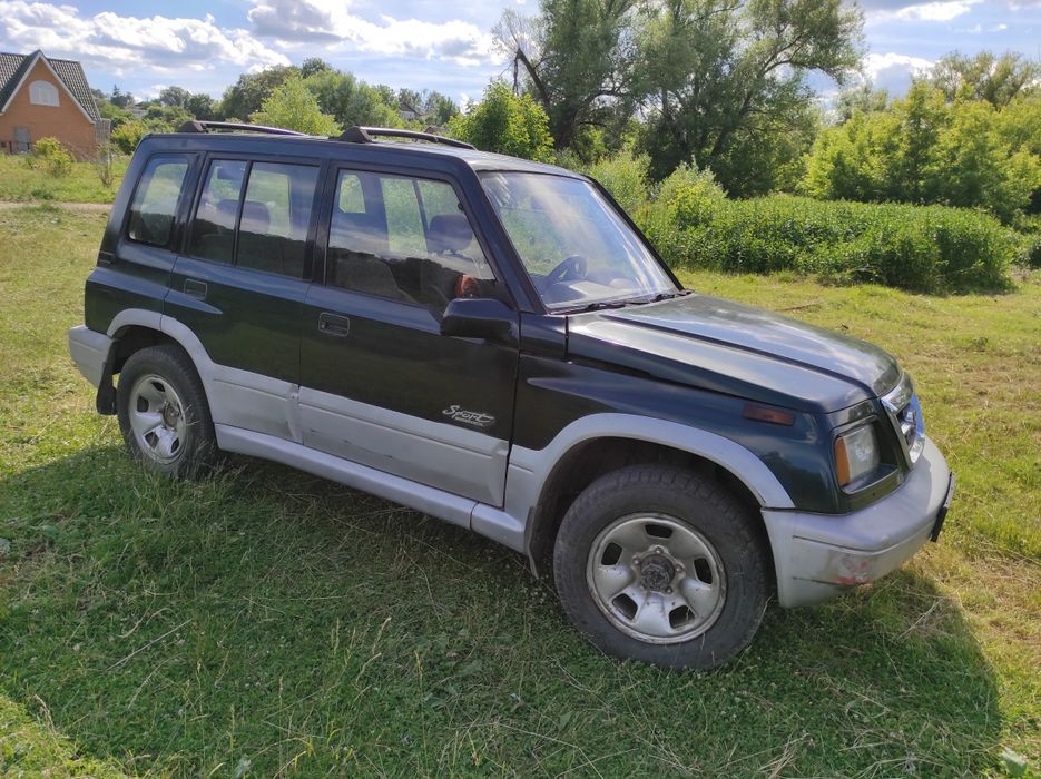 Suzuki Sidekick Sport