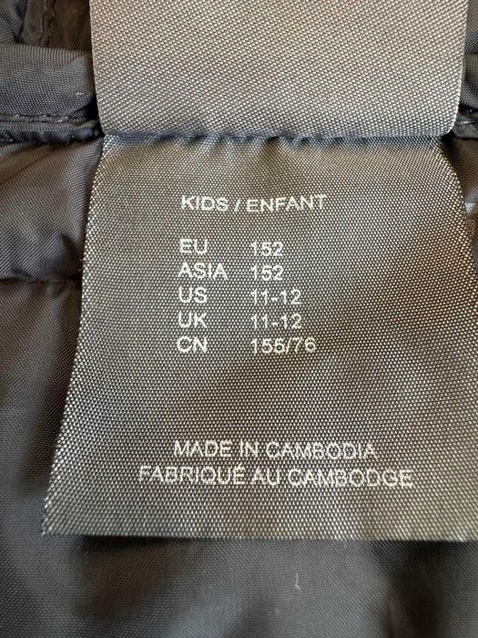Весенне осенняя куртка Jack Wolfskin Состояние новой Рост 152