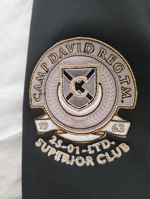 Kurtka Camp David z Cienkim Chowanym Chowanym Kapturem Lekko Ocieplana