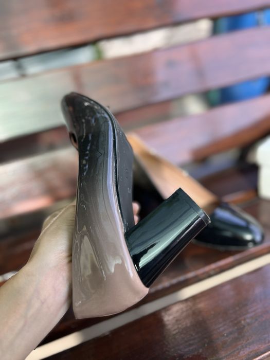 Туфлі лакові