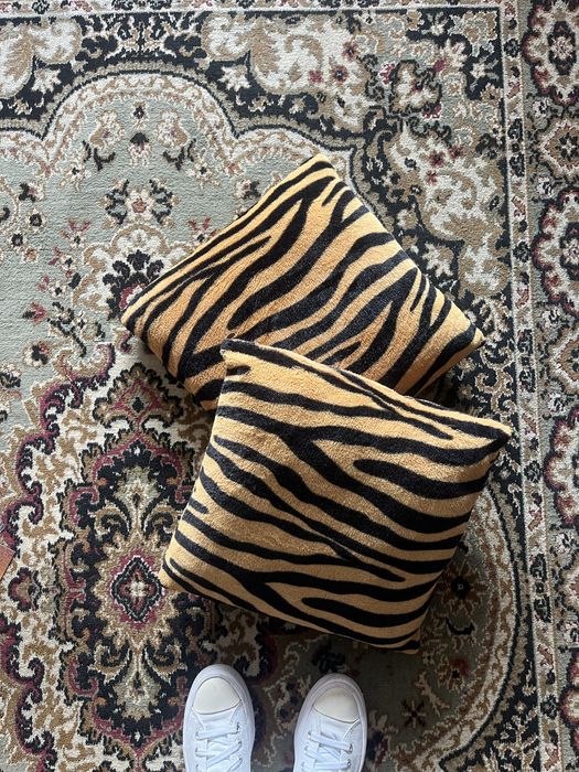 2 Almofadas e capas laváveis zebra com fecho eclair