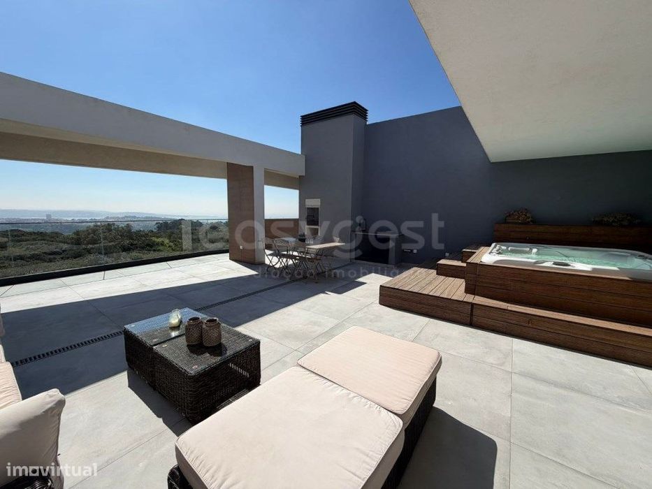 Exclusivo T4 de Luxo no Condomínio Sky City - Terraço de 185m² com ...