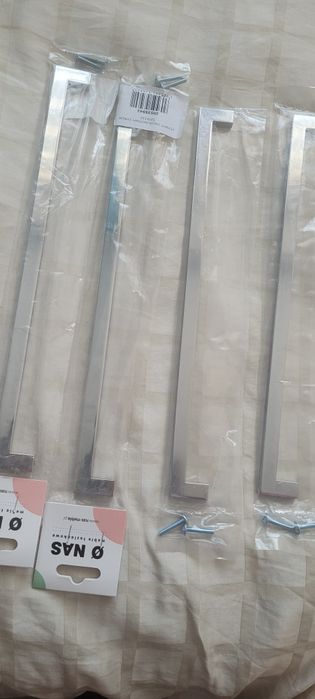 PilneUchwyty  do szafki szuflady 32cm 4szt