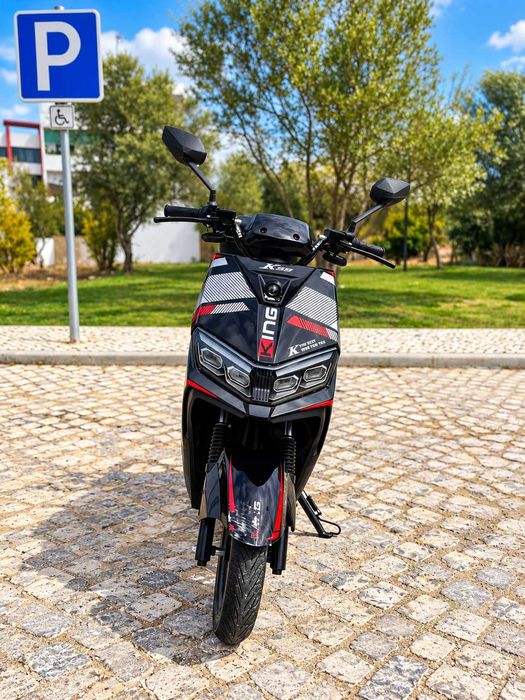 Scooter Elétrica KING K50 – Comprada em Agosto – como nova- Bateria Amovível + Mala