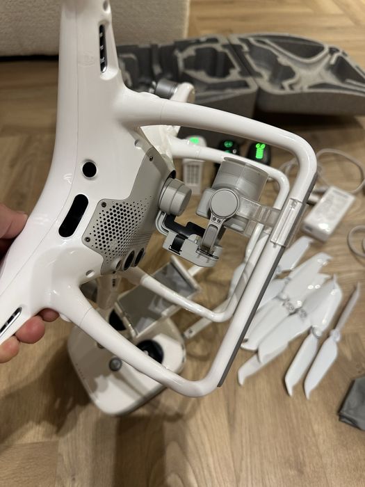 dji phantom 4 pro - Купити квадрокоптери (дрони) - Ціна на OLX.ua