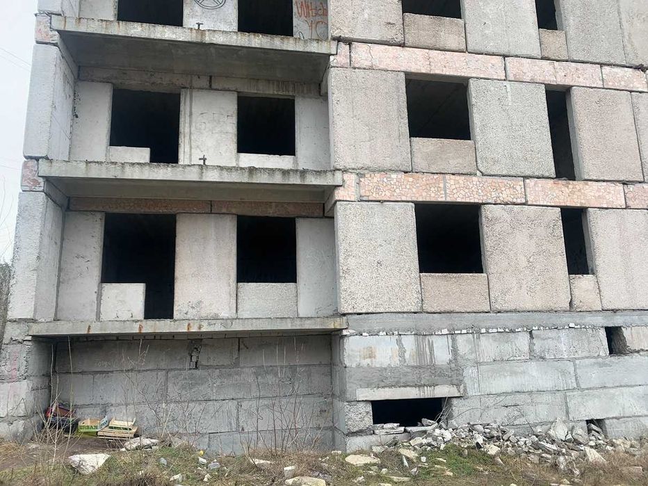 Незавершенное строительство 9 эт.дома