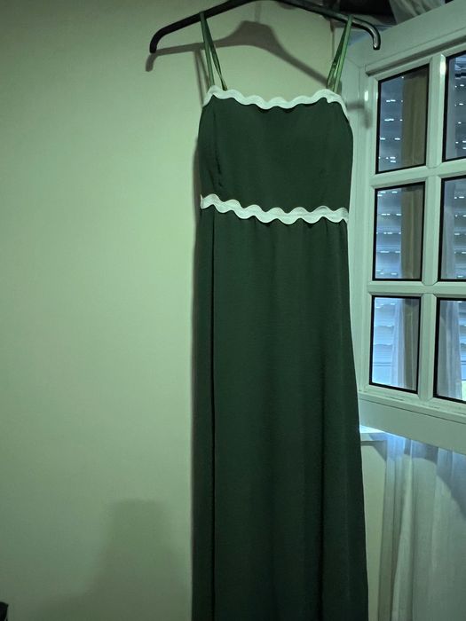 Vestido verde tropa comprido