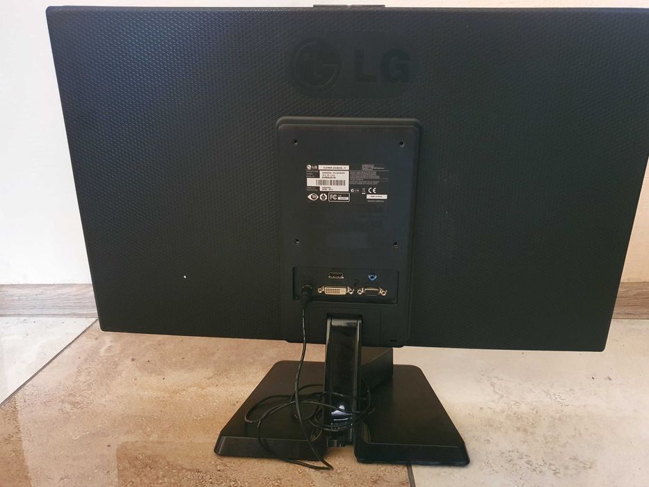 Монітор IPS 24" LG 24EA53VQ 5ms (hdmi+dvi+vga) Full HD 1920х1080