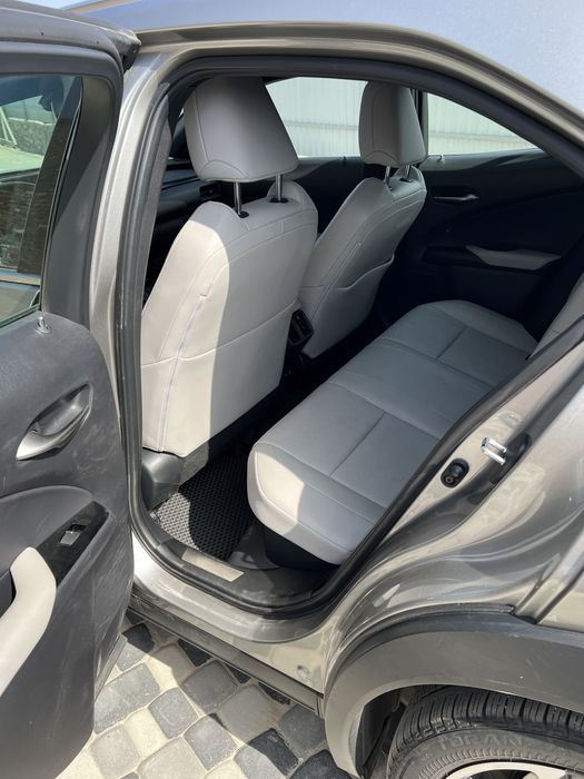Lexus UX 250 h 2019
