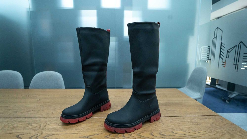 Bota Longa Couro Feminina