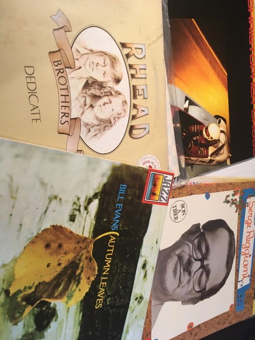 Lote 9 LP's vinil - Robin McAuley, Barclay James Harvest, Gerry Raffe