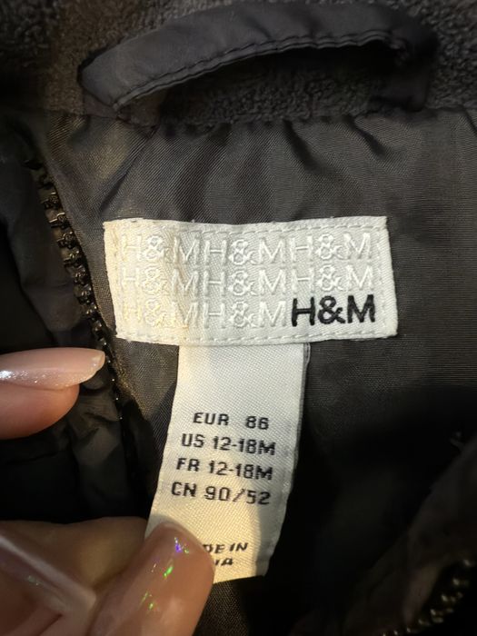 Продам дитячу жилетку 2-3 роки