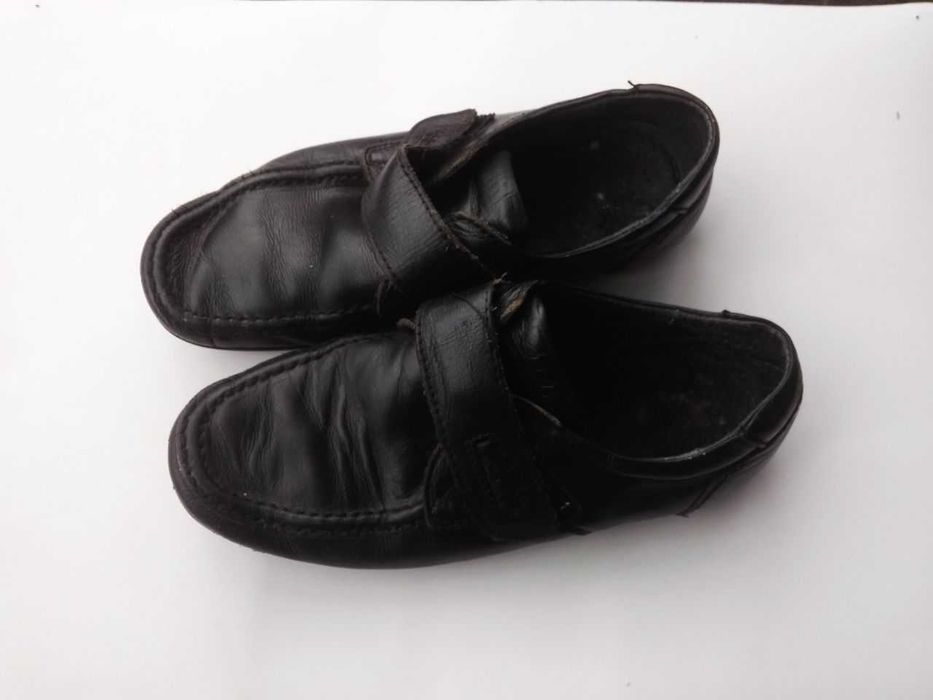 Продам шкіряні туфлі 32р.