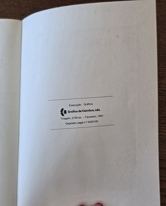 Livros jurídicos / Direito / 1 = 5€ / 10 = 40€