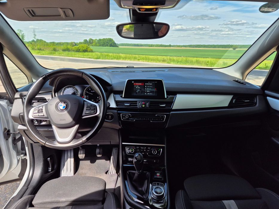 BMW Seria 2  216d Active Tourer Advantage
