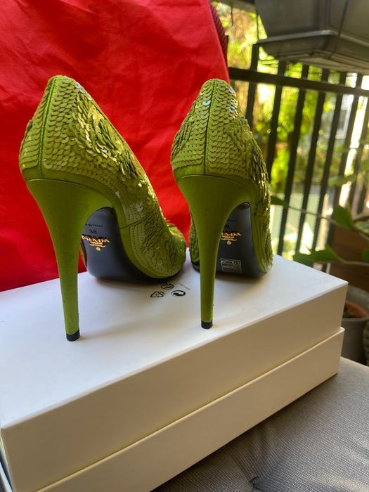 Туфлі на каблуку Prada