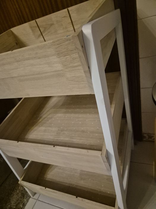 Estante ZARA HOME KIDS impecavel