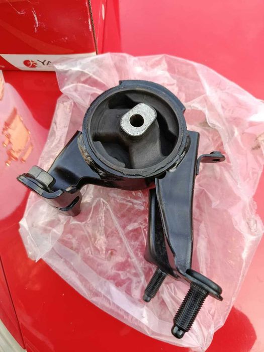 Подушка двигуна, задня Corolla 150 — стан нової YAMATO I52117YMT