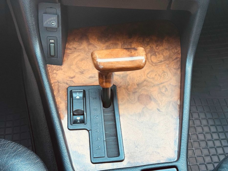Продам BMW Е34 530i АКПП