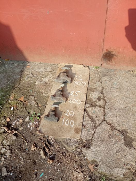 Кран буксовый новый 32