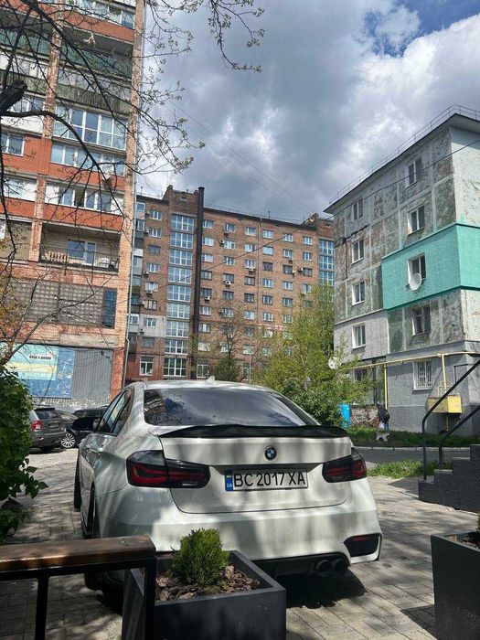 Продаж BMW F30 335i