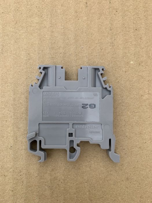 Złączka szynowa Entrelec MA 2,5/5 Uzywana 64 szt 2,5 PLN/szt