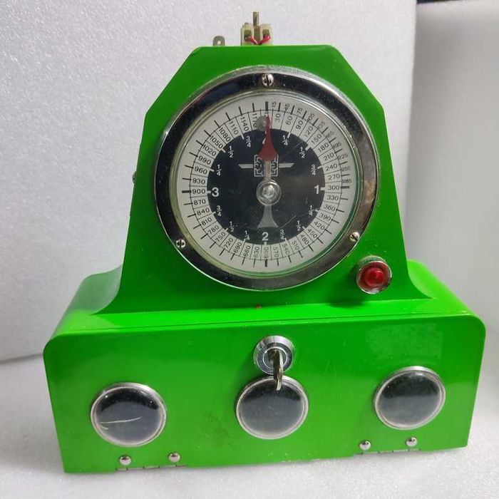 Relógio contador antigo de bilhar snooker