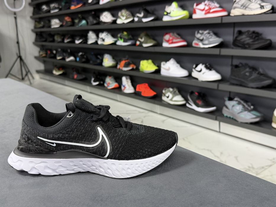 Оригінал 100% Кросівки Nike React Infinity Run Flyknit 3.  / 26см /