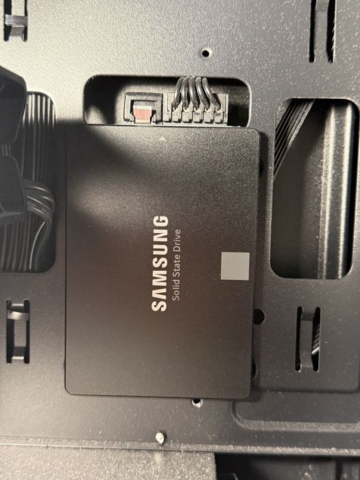 Компʼютер Ryzen 5 2600 / XFX 5500XT 8Gb GDDR6 / DDR4 16Gb