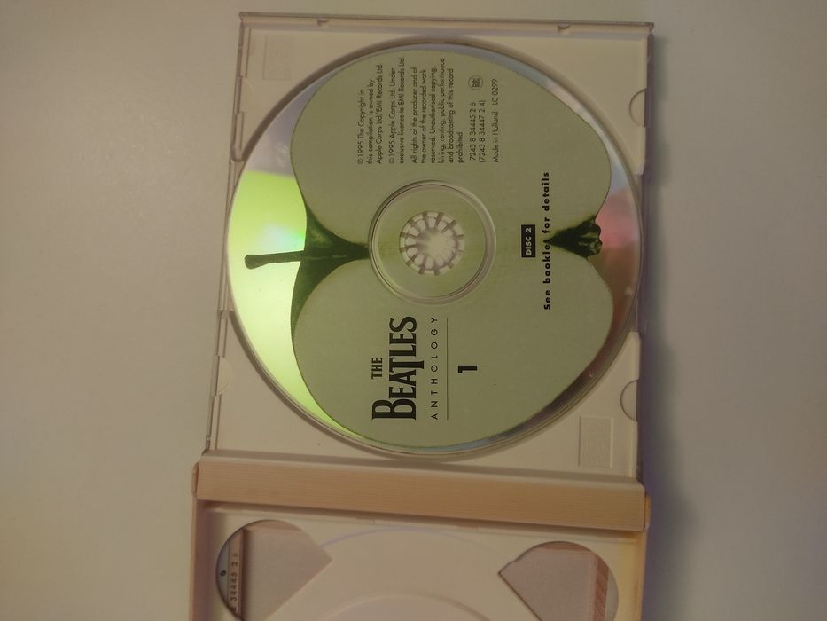CD duplo "Beatles anthology 1"