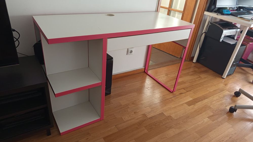 Secretaria Micke ikea 120x50 + cadeira + candeeiro