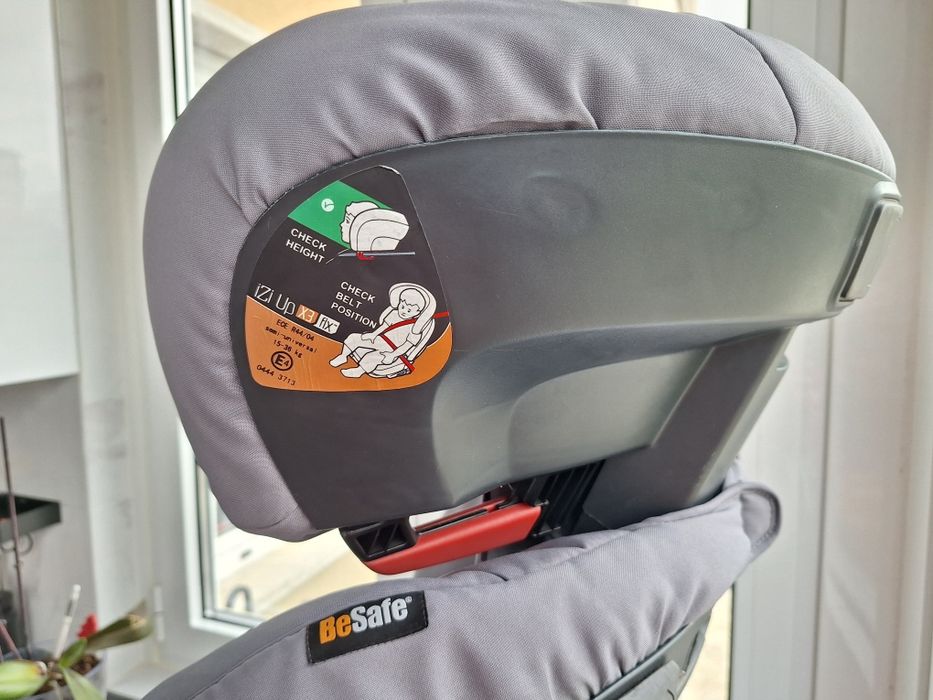 Cadeira auto BeSafe iZi Up fix, grupo 2-3.
