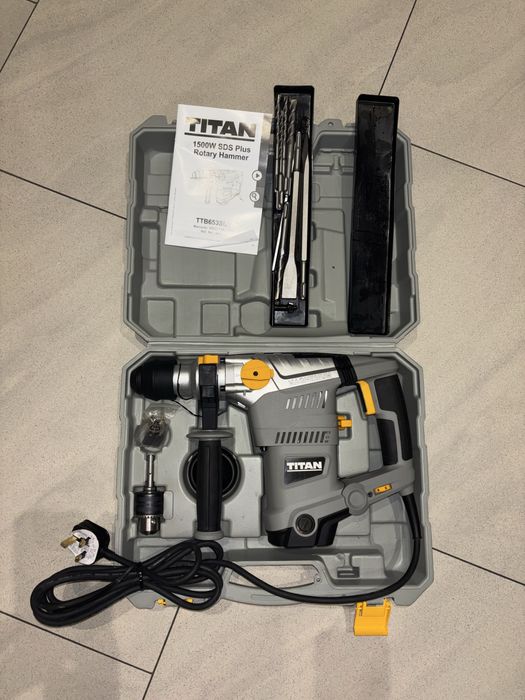 Młotowiertaka młot wiertarka udarowa z akcesoriami TITAN 1500w 230v