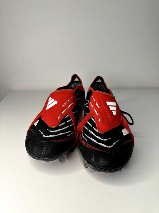Adidas Predator Elite Fold-over Tongue FG Moments - LIMITED EDITION