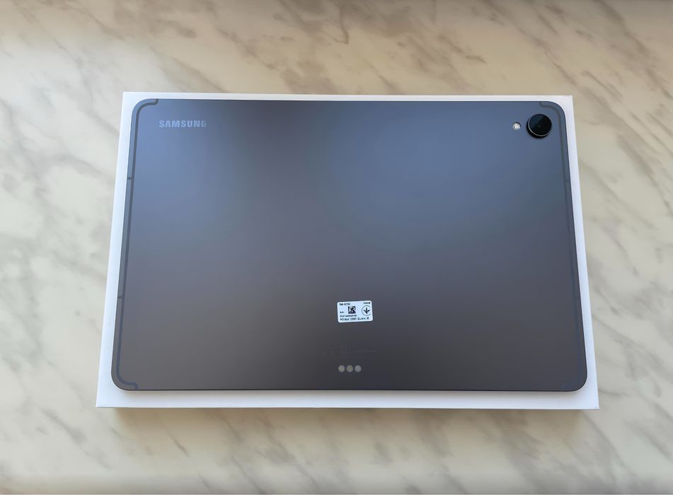 Samsung  Galaxy Tab S11 (SM-730) 12/256