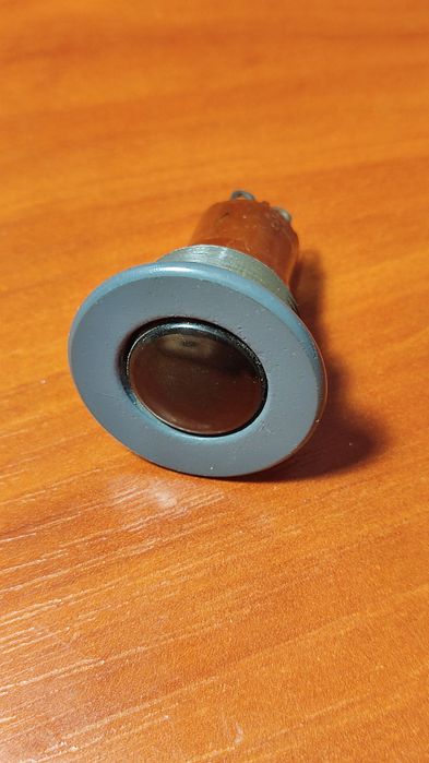 Кнопка КН-П,кнопка-команда.