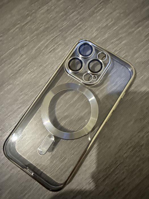 CAPA  IPHONE 15 PRO ja com protecao de cameras